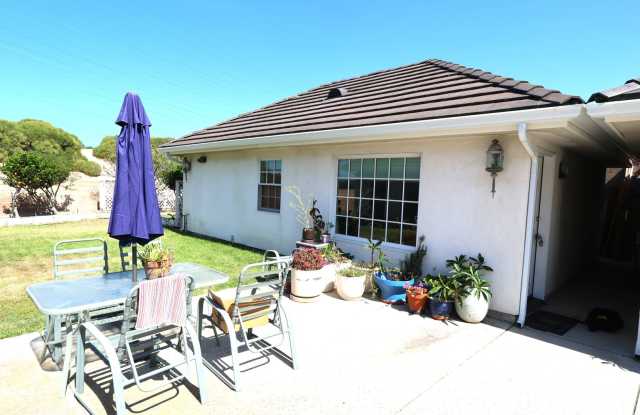 Modern Single ADU in El Segundo!
