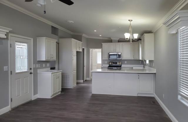 7750 E Broadway Road lot: 857