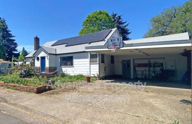 Photo of 1920 SE Debord Street