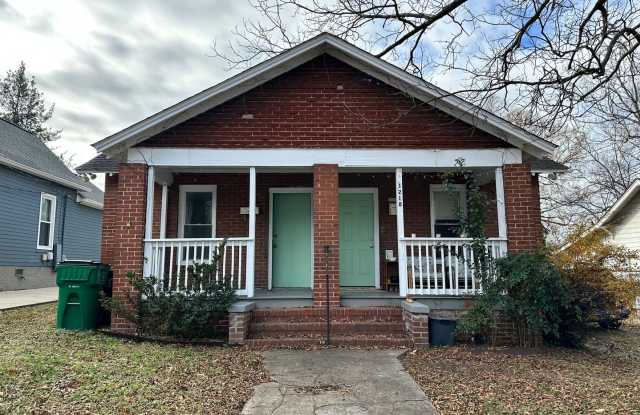 Adorable One Bedroom Duplex Near Plaza Midwood!