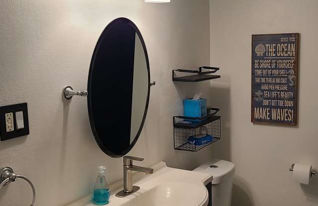 Photo of 205 South Mcmullen Booth Road