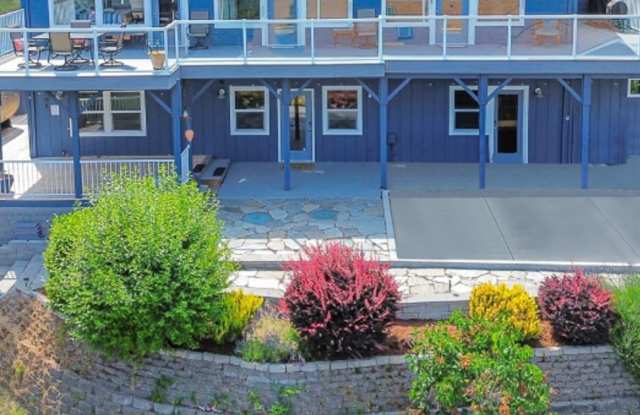 Photo of 2-Bed 2 bath Gig Harbor Retreat w/ Sauna  Beach Access