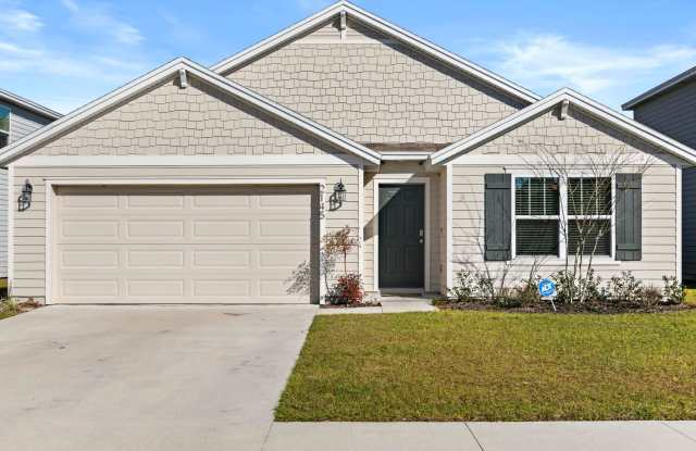 Avalon Woods in Newberry 4 bedroom 2 bath home