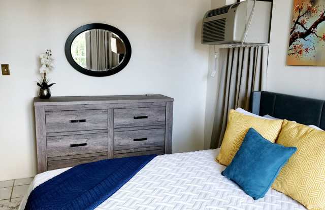 Photo of 2/2 at 1314 Victoria Street | Highly desireable Coronet Building