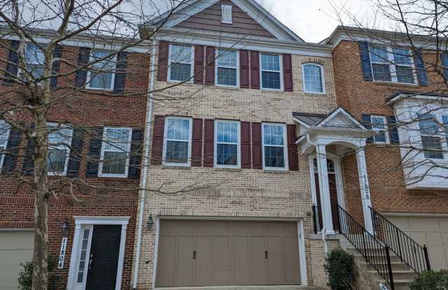 Photo of Gorgeous 3 level townhouse in North Potomac ready for you to call home mid July!