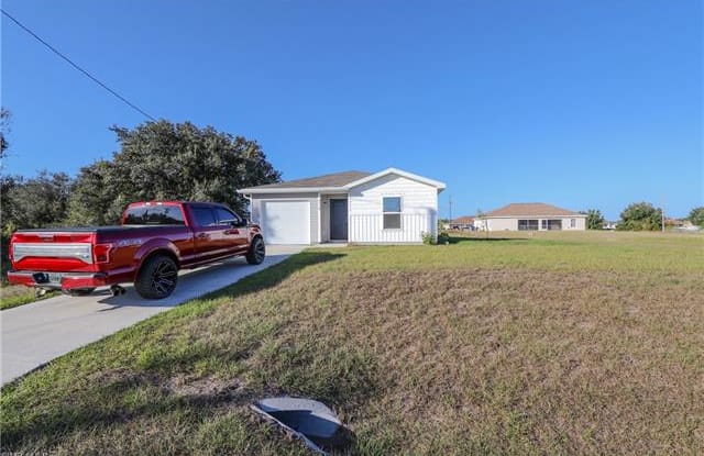 4118 8th ST SW - 4118 8th Street Southwest, Lehigh Acres, FL 33976