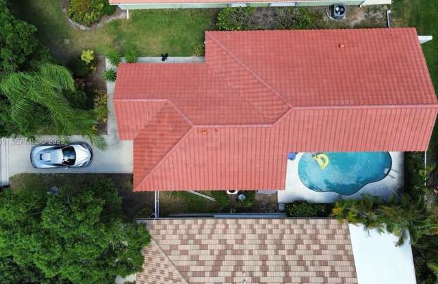 Photo of 2177 SW Olympic Club Ter