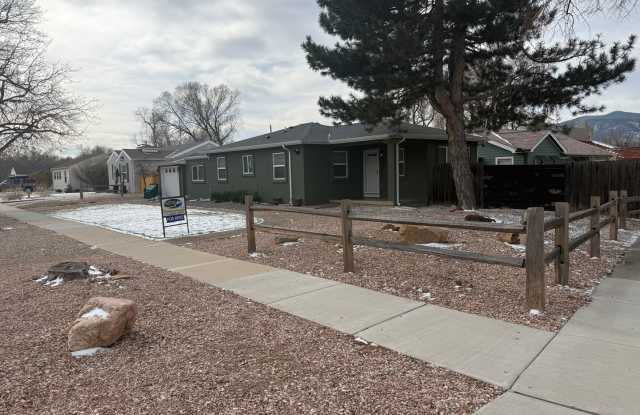 Beautiful 3 Bed 2 Bath with AC!