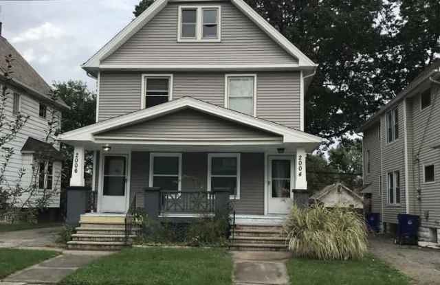 Photo of 2004-2006 Mayview Ave - 2