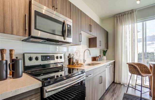 Circa Central Avenue