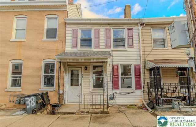 Photo of 40 S 12th Street