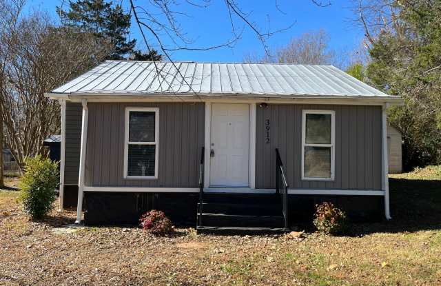 Photo of Cozy 2-Bedroom, 1-Bathroom Home