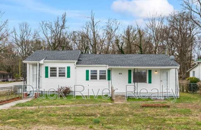 814 Iron Bridge Rd.