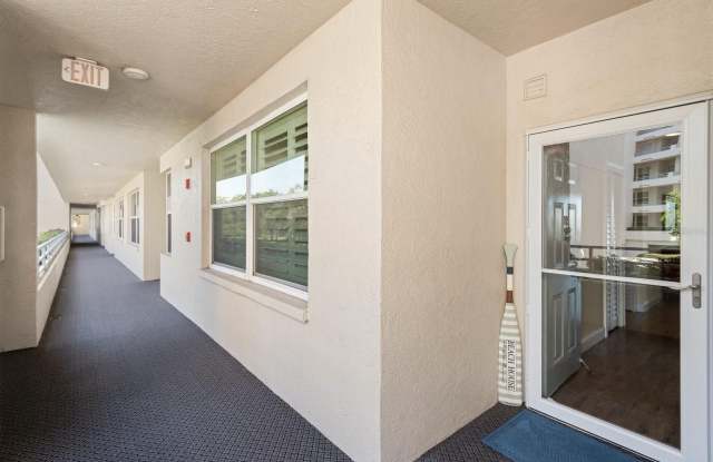 7912 SAILBOAT KEY BOULEVARD S