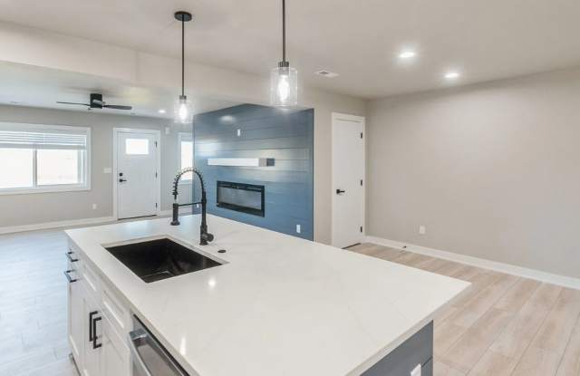 14212 Springbrook Trl