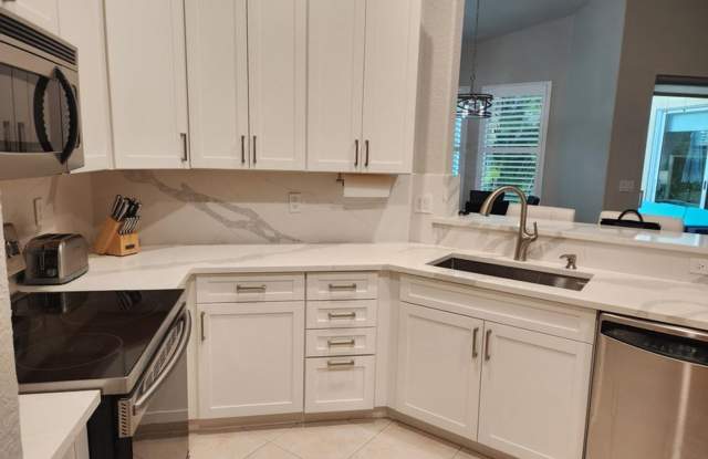 2564 Sandy Cay, West Palm Beach, FL 33411