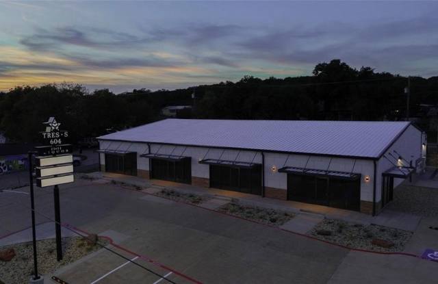 604 SW Big Bend Trail