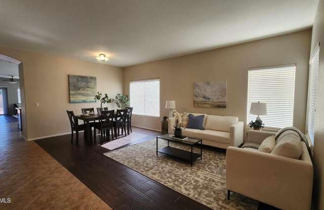 44092 W STONECREEK Road