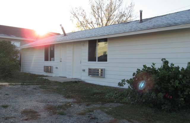 Photo of Centrally Located One Bedroom Duplex