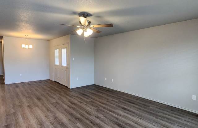 3 Bedroom 2 Bath Duplex in Copperas Cove Text 201-231-7228