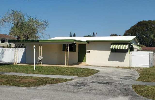 7791 NW 39th St