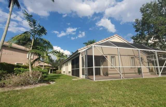 1314 Canary Island Dr
