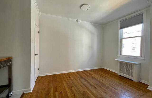 1010 Pine Street - 2F