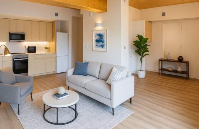 Photo of 154 Broadway