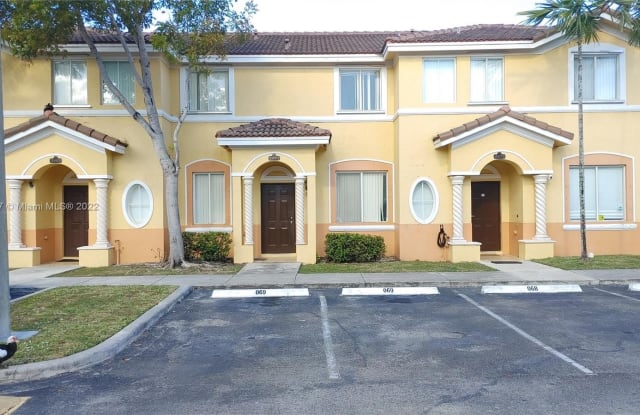 2871 SE 15th Rd - 2871 SE 15th Rd, Homestead, FL 33035