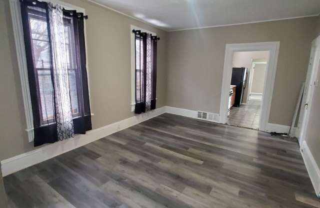 Photo of Large 3-Bedroom Single Family in Riverwest.