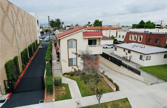 122 N 2nd Street