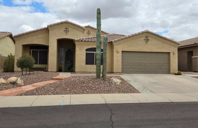 Photo of 3 Bedroom, 2 Bath with Den Available Now!