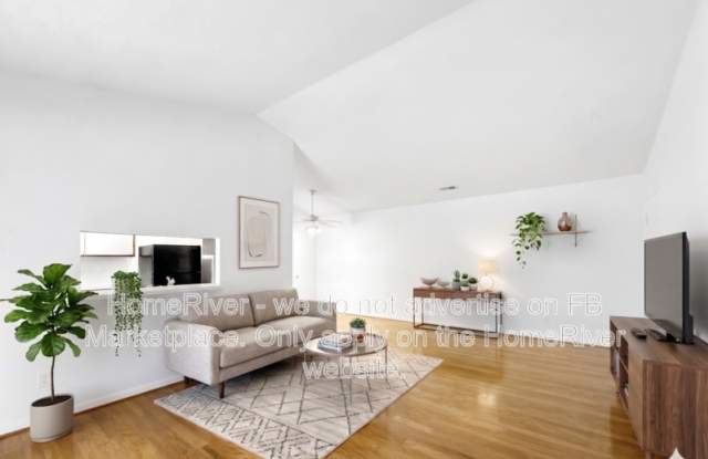 2921 Oaktop Cir