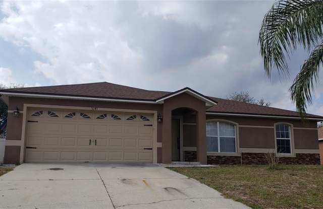 5141 PINE NEEDLE DRIVE
