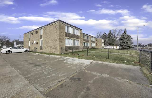 6015 Southfield unit: 3