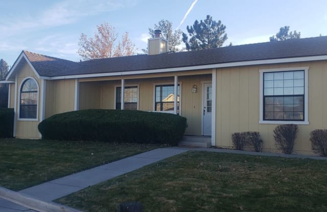 301 Coral Way - 301 Coral Way, Dayton, NV 89403