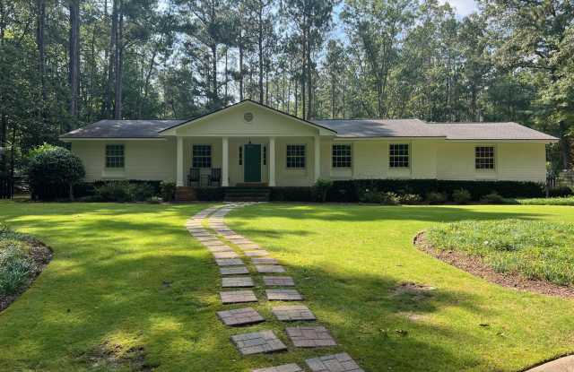 1961 Dibble Road W