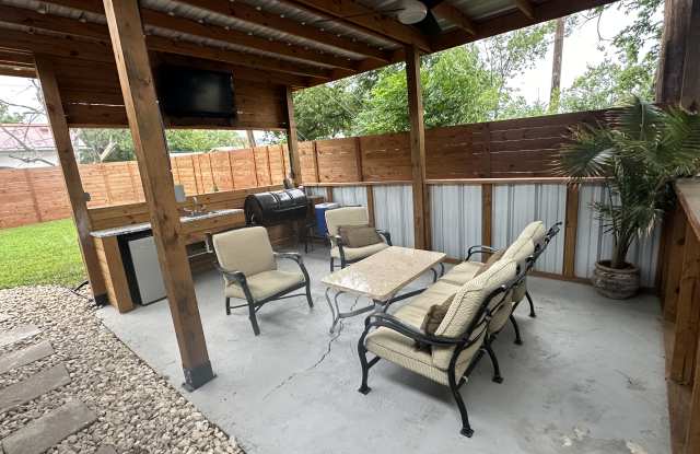 Photo of 735 Sprucewood Lane