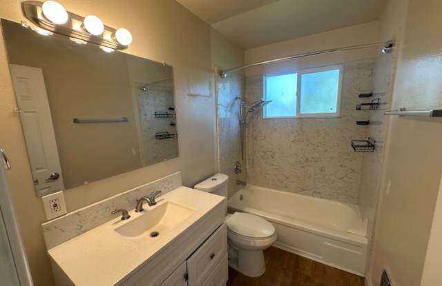 145 Keystone Apt E - Two bedroom - Move In Special!!