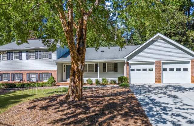 1445 Brawley Cir