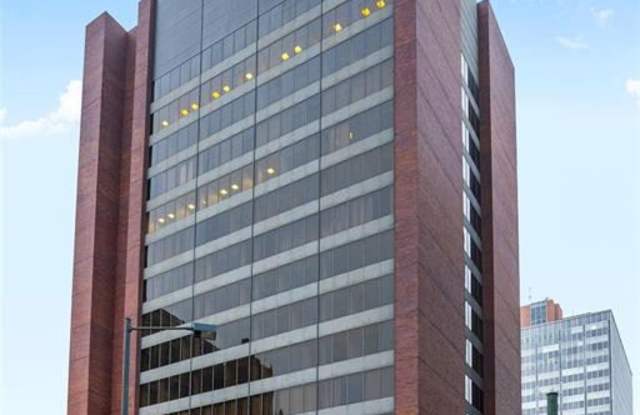 Photo of 400 Texas Street