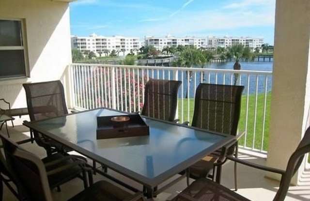 Photo of 8911 Lake Drive unit: 206