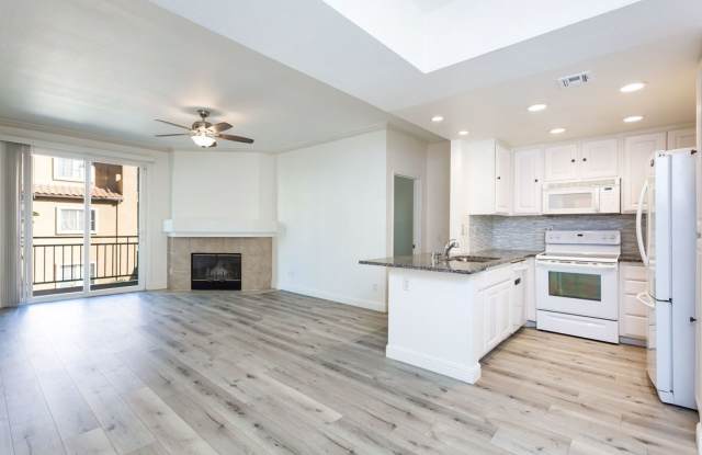 Corner condo in the highly desirable River Colony community!