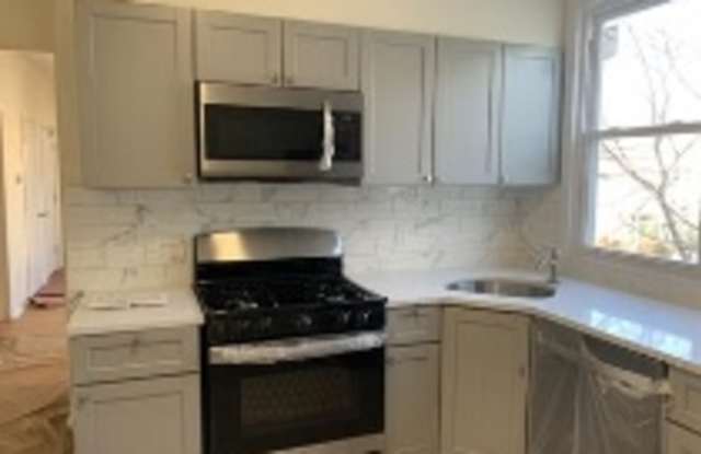 50-52 Lindsley Place - 1R
