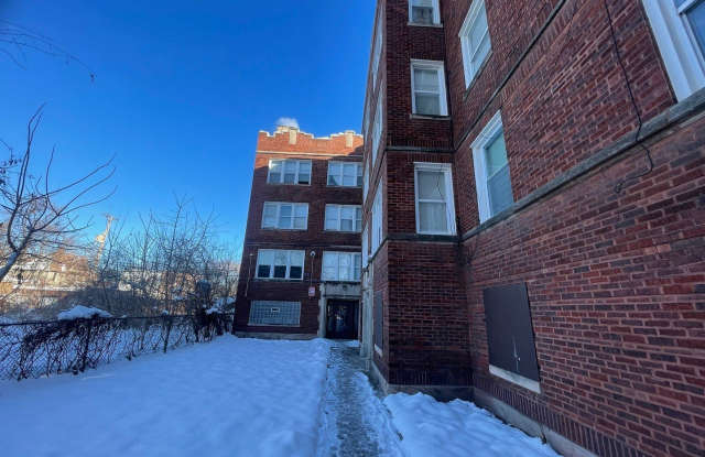 Photo of 7029 S Indiana Avenue unit: 1E