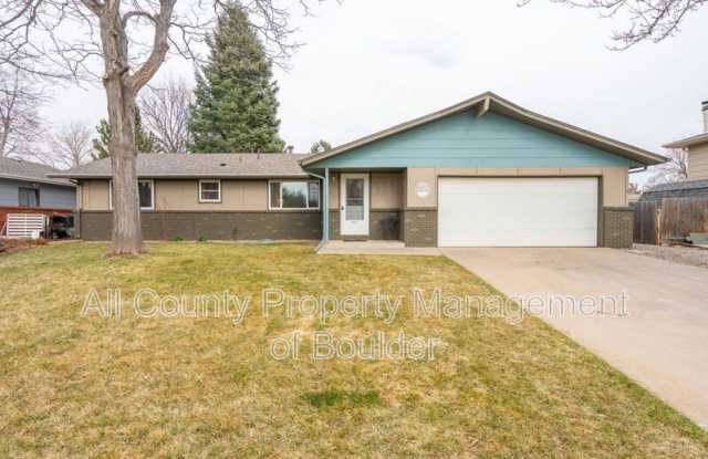 2336 Smith Ct - 2336 Smith Court, Longmont, CO 80501