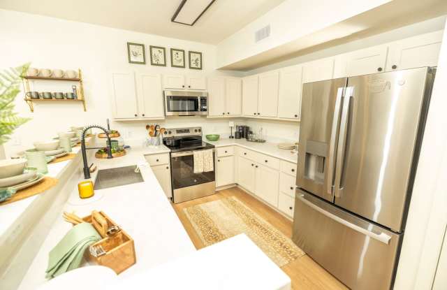 Photo of Beautiful 3 bed 3.5 bath Condo