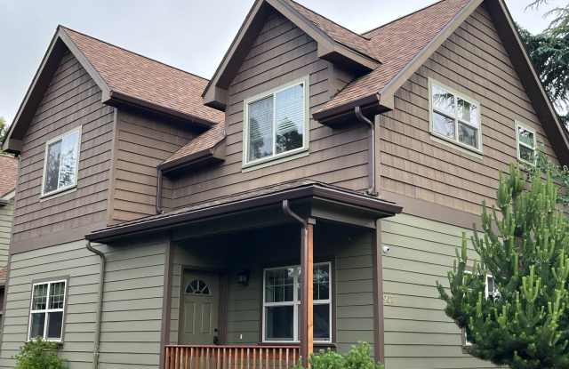 Three bedroom Duplex | Available Early July