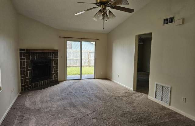 1456 GIFFORD Avenue unit: A