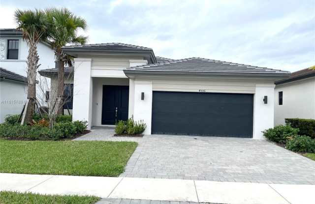 Photo of 4506 SW 174th Ave